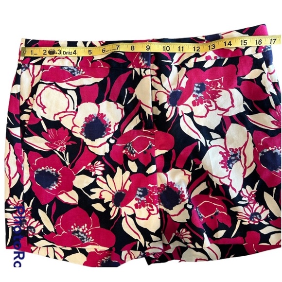 Talbots floral shorts size 8P - Picture 5 of 7
